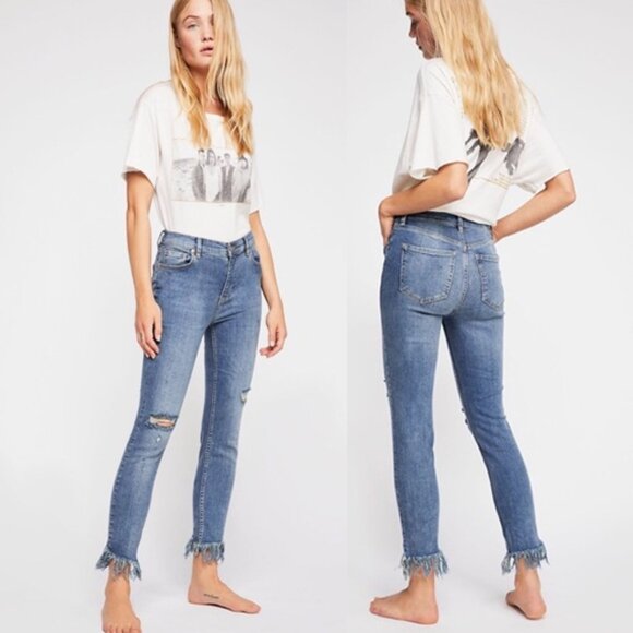 Free People Great Heights Frayed Hem Slim Fit Jeans Distressed Size 28 Boho Chic - Picture 3 of 16